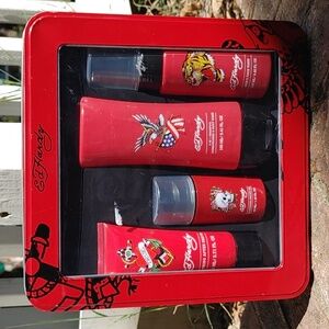 Ed Hardy Mens Grooming Set (1053)